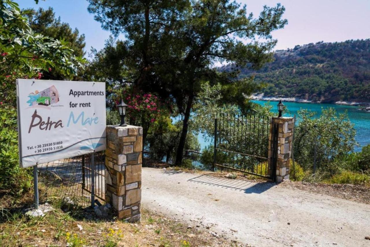 Petra Mare Apartments Aliki  Exterior photo